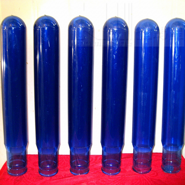 Полуавтоматическая выдувная формовочная машина для пэт-бутылок объемом 10-25 л.. KM-12