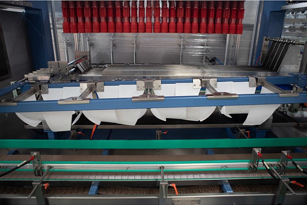 Укладчик бутылок в гофрокороба