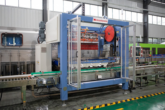 Укладчик бутылок в гофрокороба