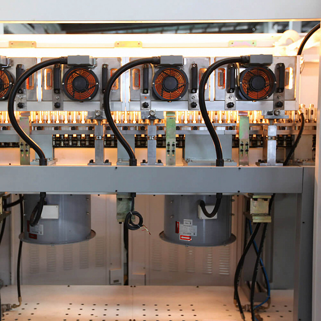 Автоматическая выдувная машина для ПЭТ-бутылок роторного типа. Модель: КМRC-10